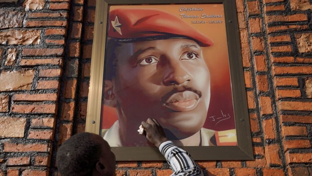 Thomas Sankara à Paris en 1986 quand la parole africaine refusait la tutelle et réinventait l’indépendance