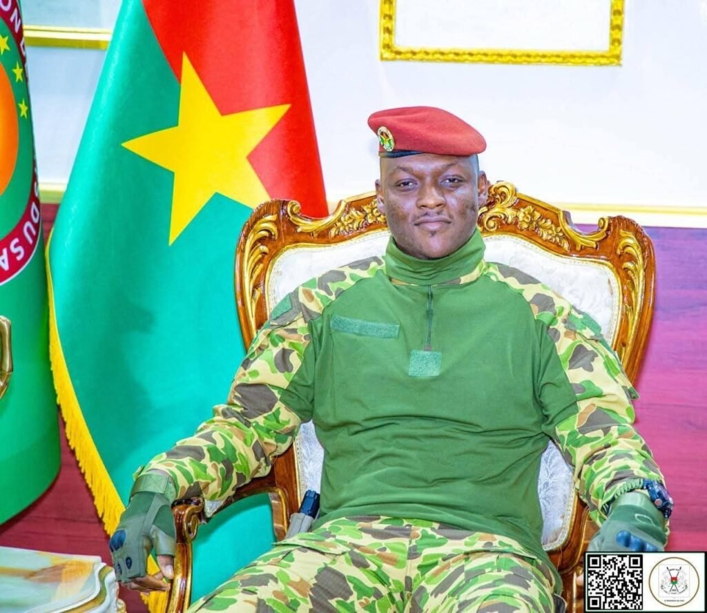 Burkina Faso le Président Ibrahim Traoré félicite les acteurs de la communication face à la désinformation impérialiste