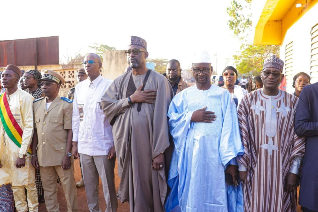 Journée nationale de la Souveraineté retrouvée les ministres Abdoulaye Diop et Alousséni Sanou au cœur d’un échange citoyen avec les élèves de Kati