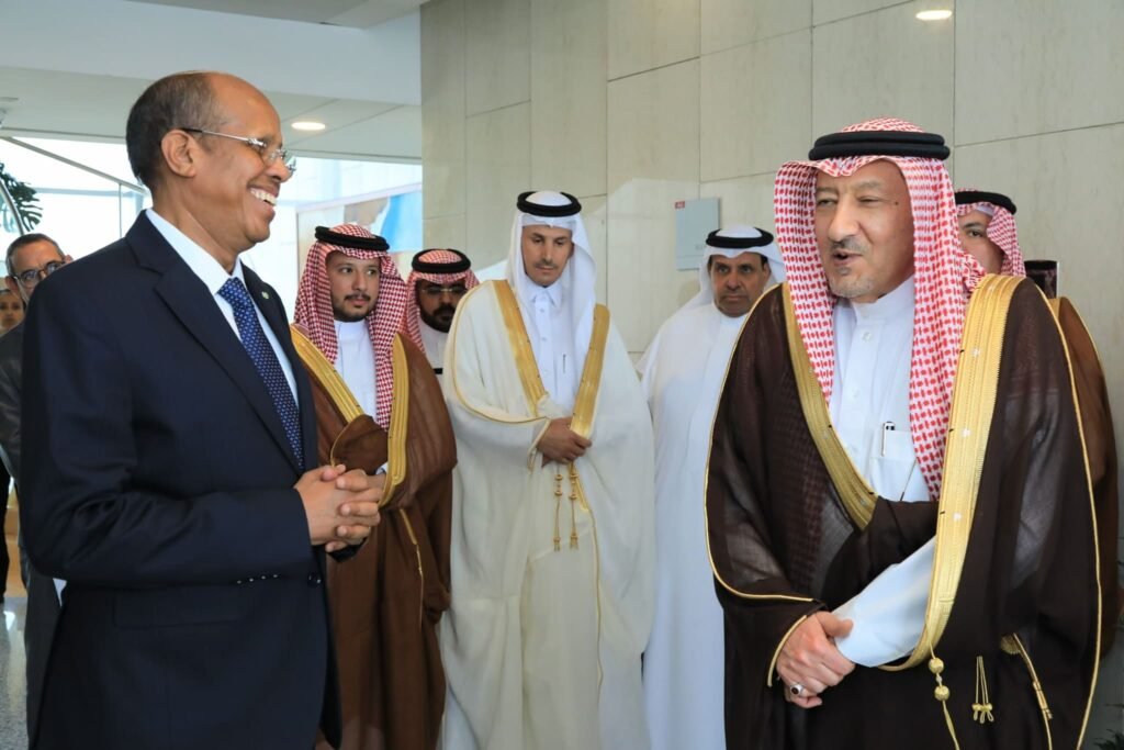 639882915_1346812107476457_2633412332213814490_n (1)