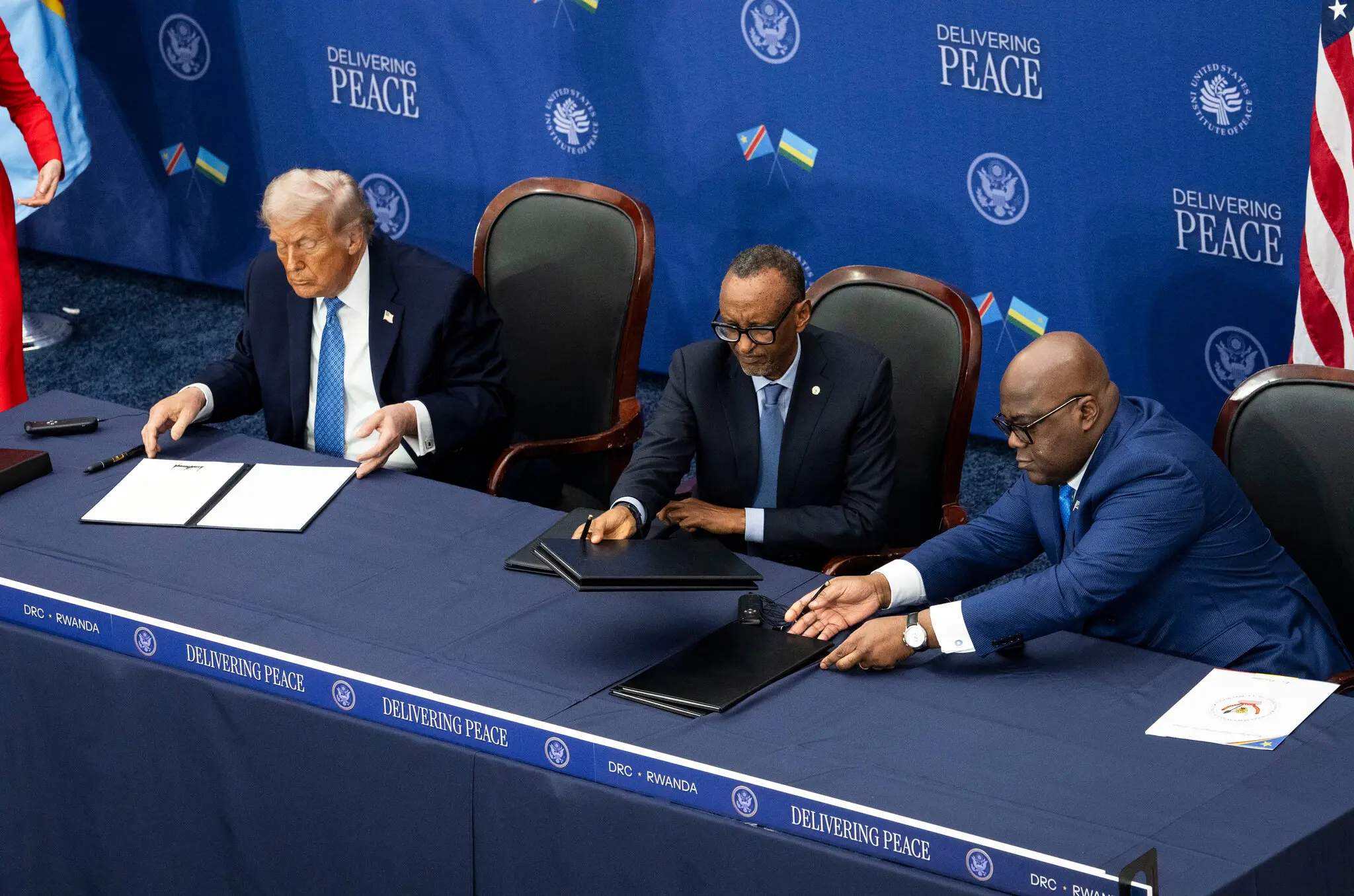 02int-rwanda-sanctions-01-khlq-superJumbo